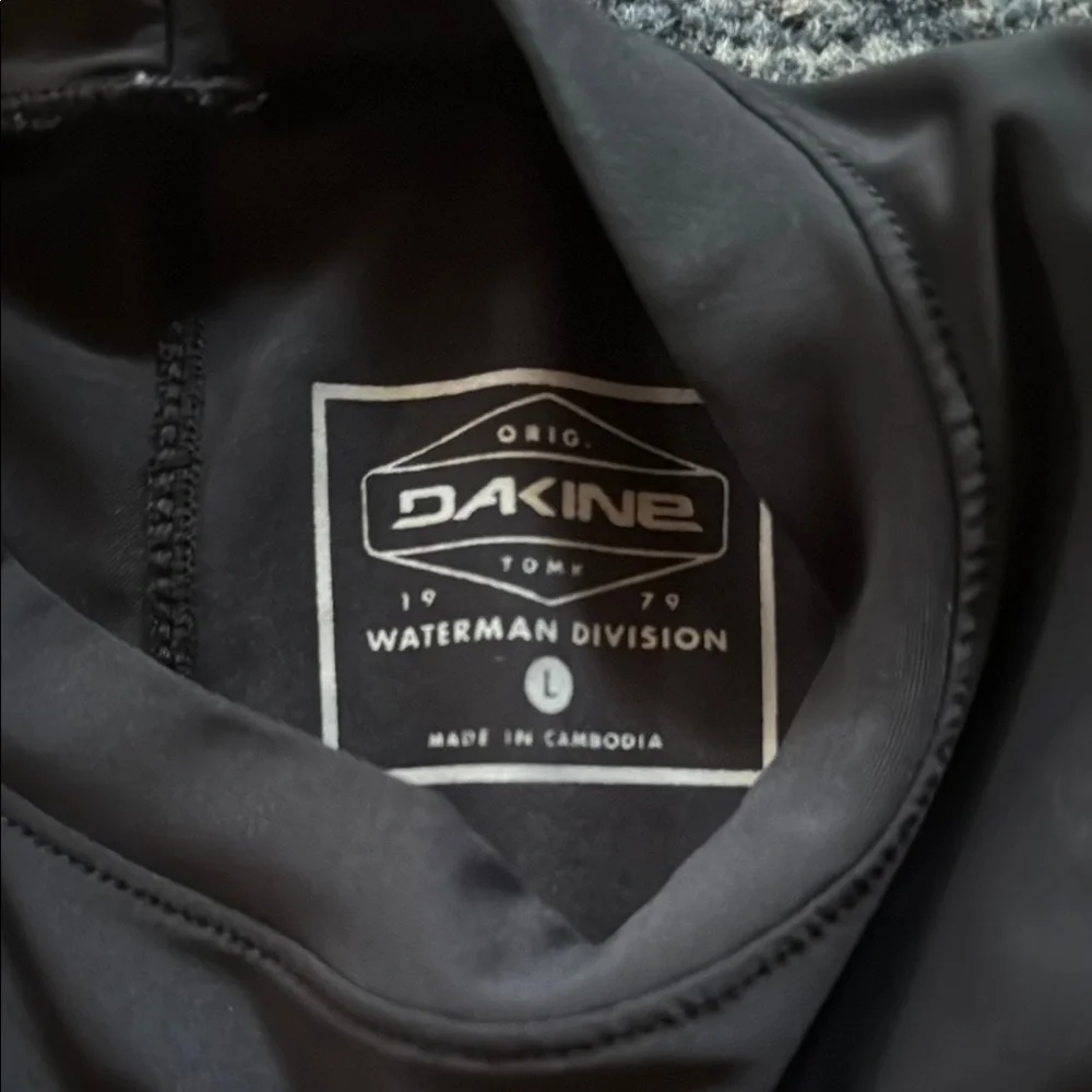 Dakine Men's Black Swim rash guard Shirt large